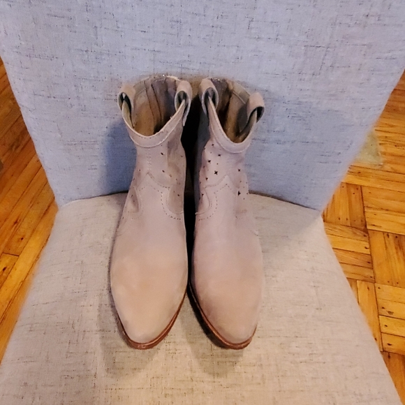 Sam Edelman booties - Picture 5 of 5